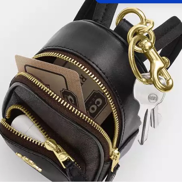 ❌SOLD❌ Coach Signature Canvas With Cherry Denim Print Wallet and Charm - Picture 6 of 7